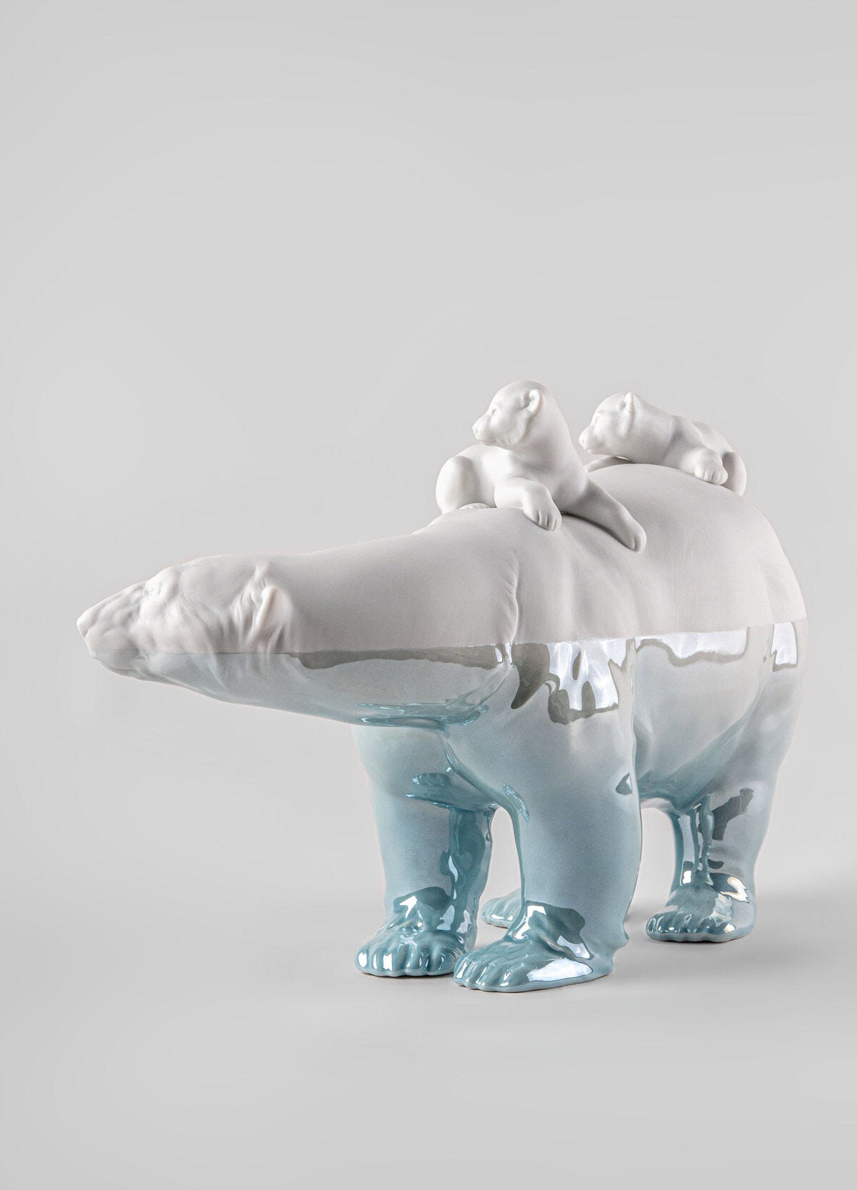 Lladró - Mummy bear and babies - Underwater Sculpture