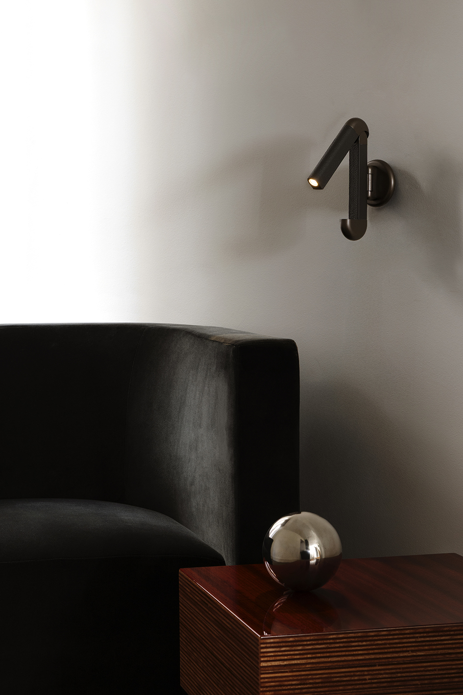 Contardi Picchio Wall Light - Brushed Bronze Frame Without Leather - Remote Driver