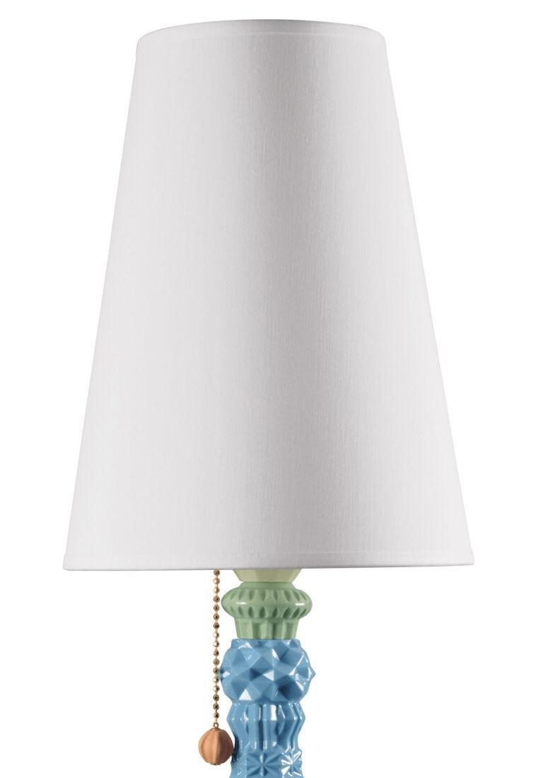 Lladró - Belle de Nuit Table lamp - Multicolor with porcelain base and white shade.