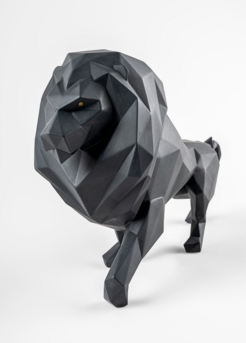 Lladró - Lion Sculpture - Matte Black