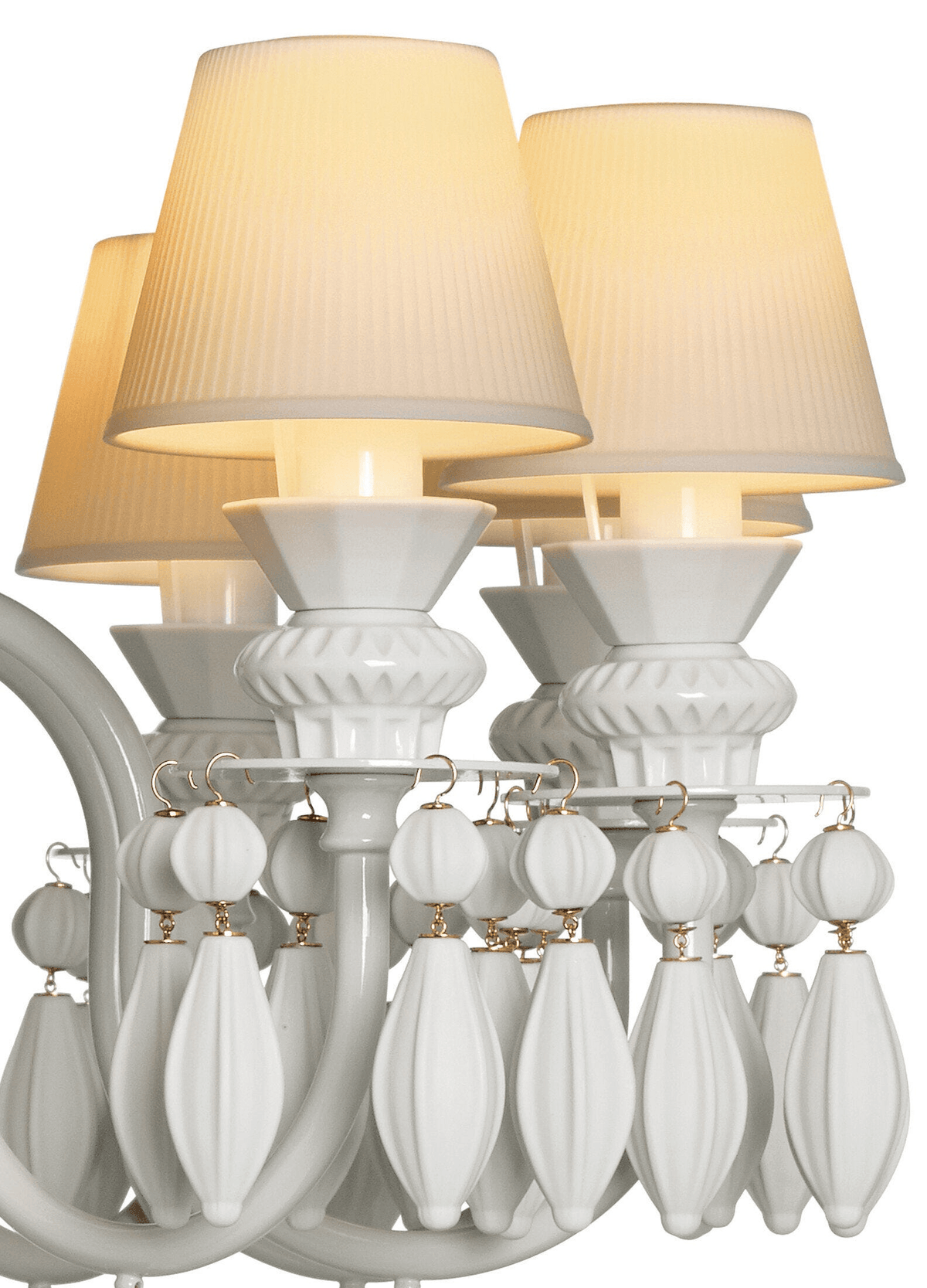 Lladró - Belle de Nuit 12 Lights Chandelier - White with porcelain shades and decorative details.