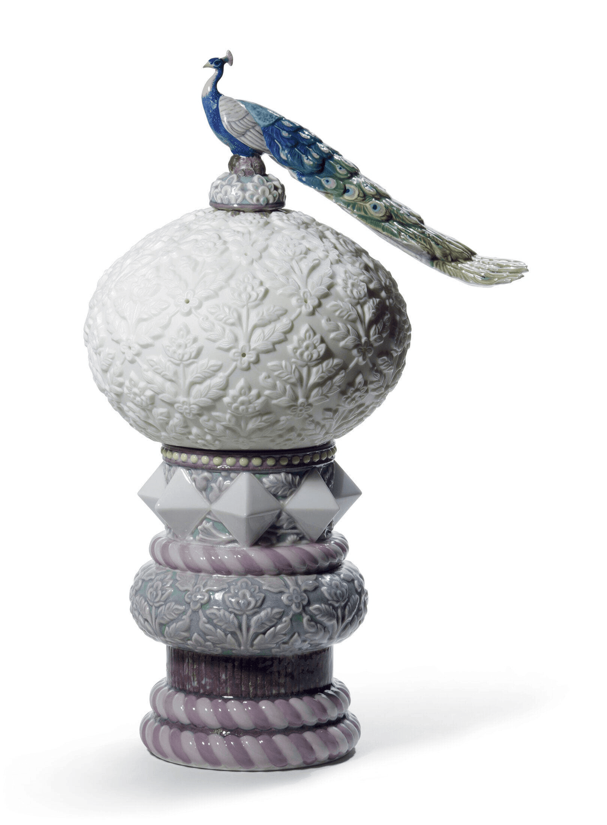 Lladró - Peacock Table Lamp featuring exquisite porcelain design and vivid peacock sculpture.