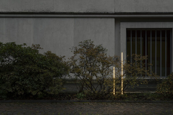 Contardi Fly Floor Light H.600 - Deep black Frame