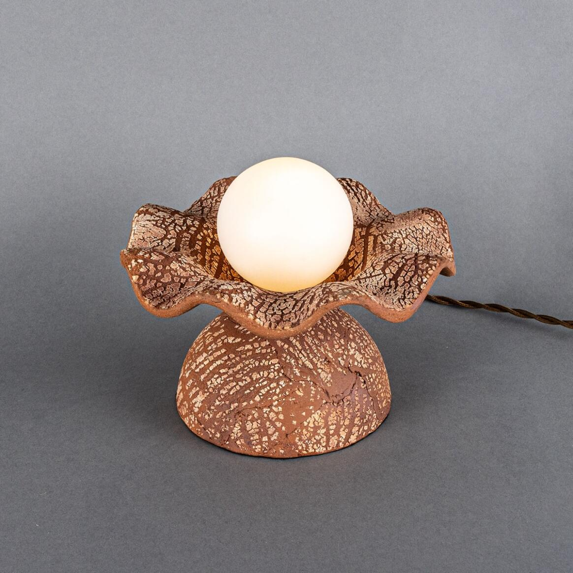 Mullan Rivale Table Lamp with Wavy Ceramic Shade Red Iron - Antique Brass Finish