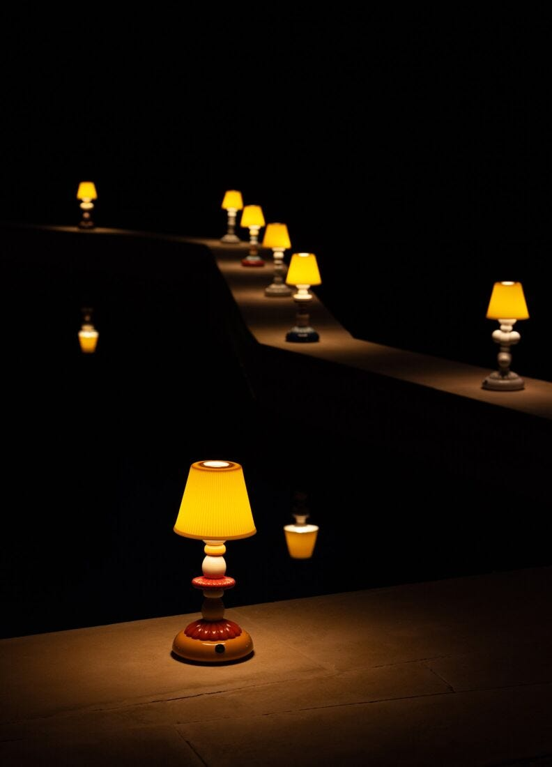 Lladró - Lotus Firefly Table Lamp - Green and Blue