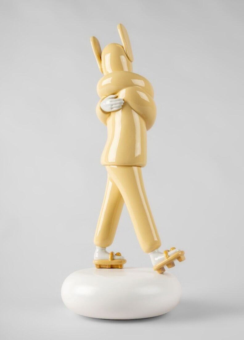 Lladró - Embraced Sculpture - Yellow