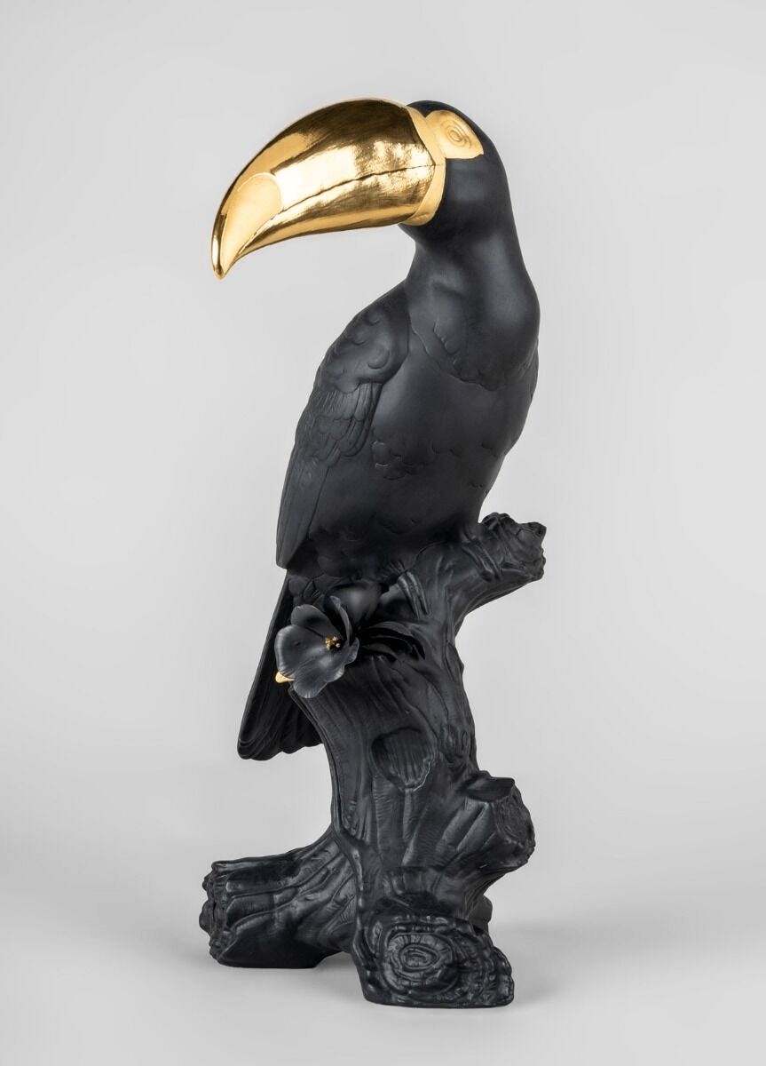 Lladró - Toucan Sculpture - Black-gold - Limited Edition in porcelain with detailed feathering and gold finish.