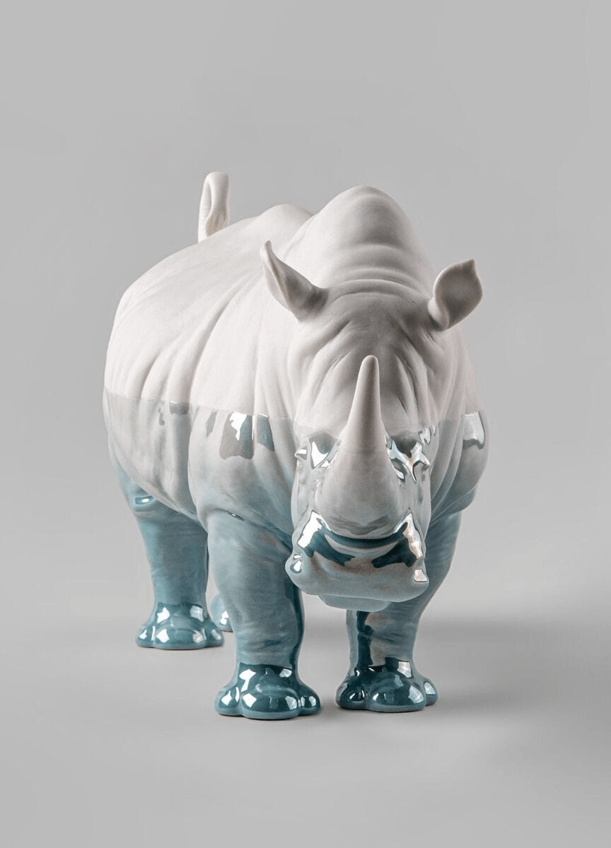 Lladró - Rhino - Underwater Sculpture made of porcelain, showcasing unique underwater design and intricate details.
