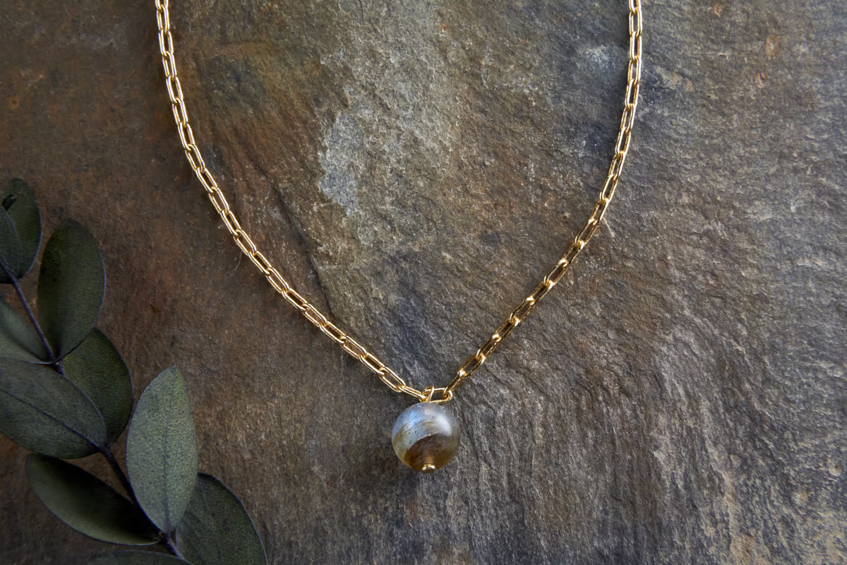 Nkuku - Marai Labradorite Necklace - Labradorite & Gold
