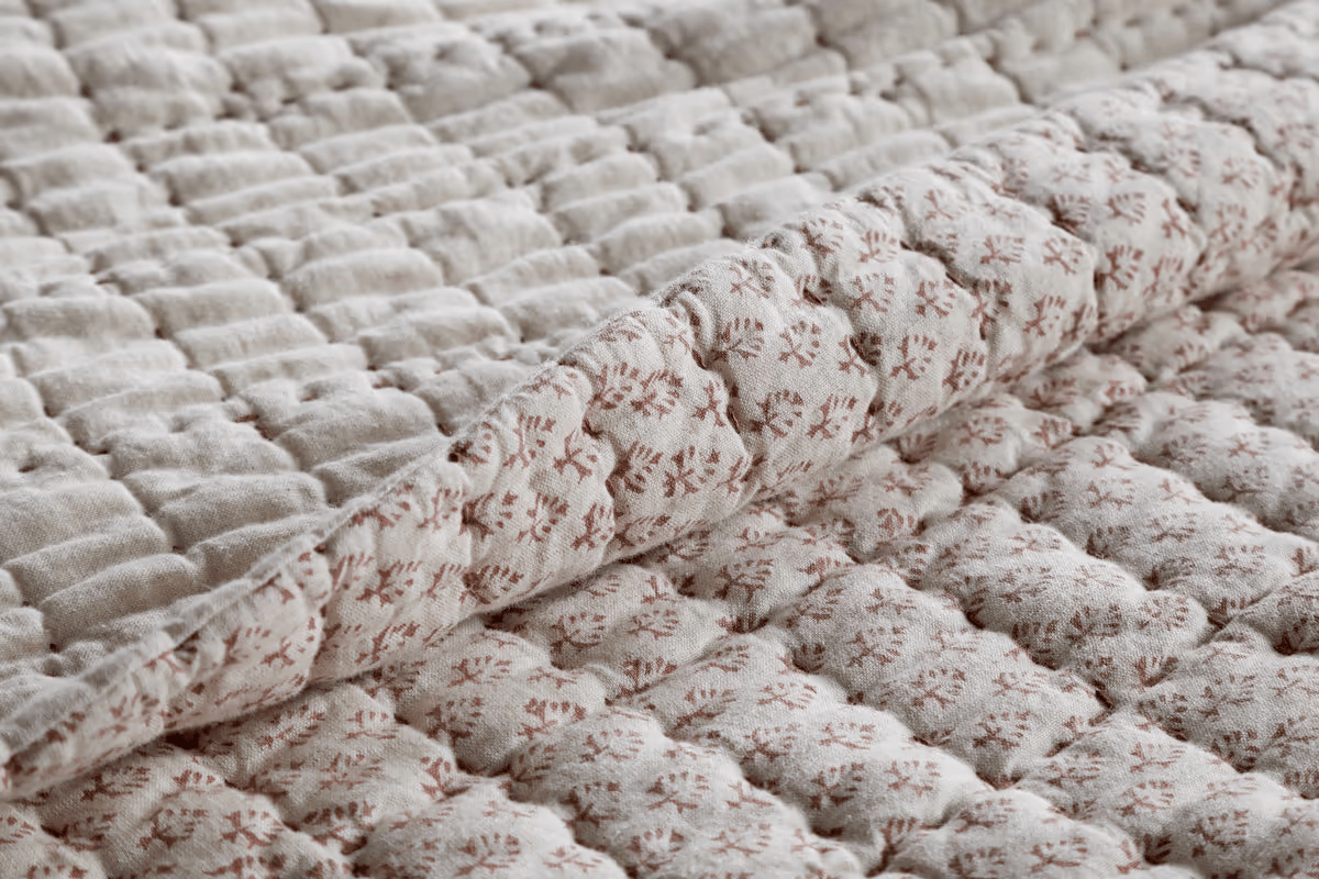Nkuku - Peplu Cotton & Linen Screen Print Bed Quilt - Rust - 220 x 140cm