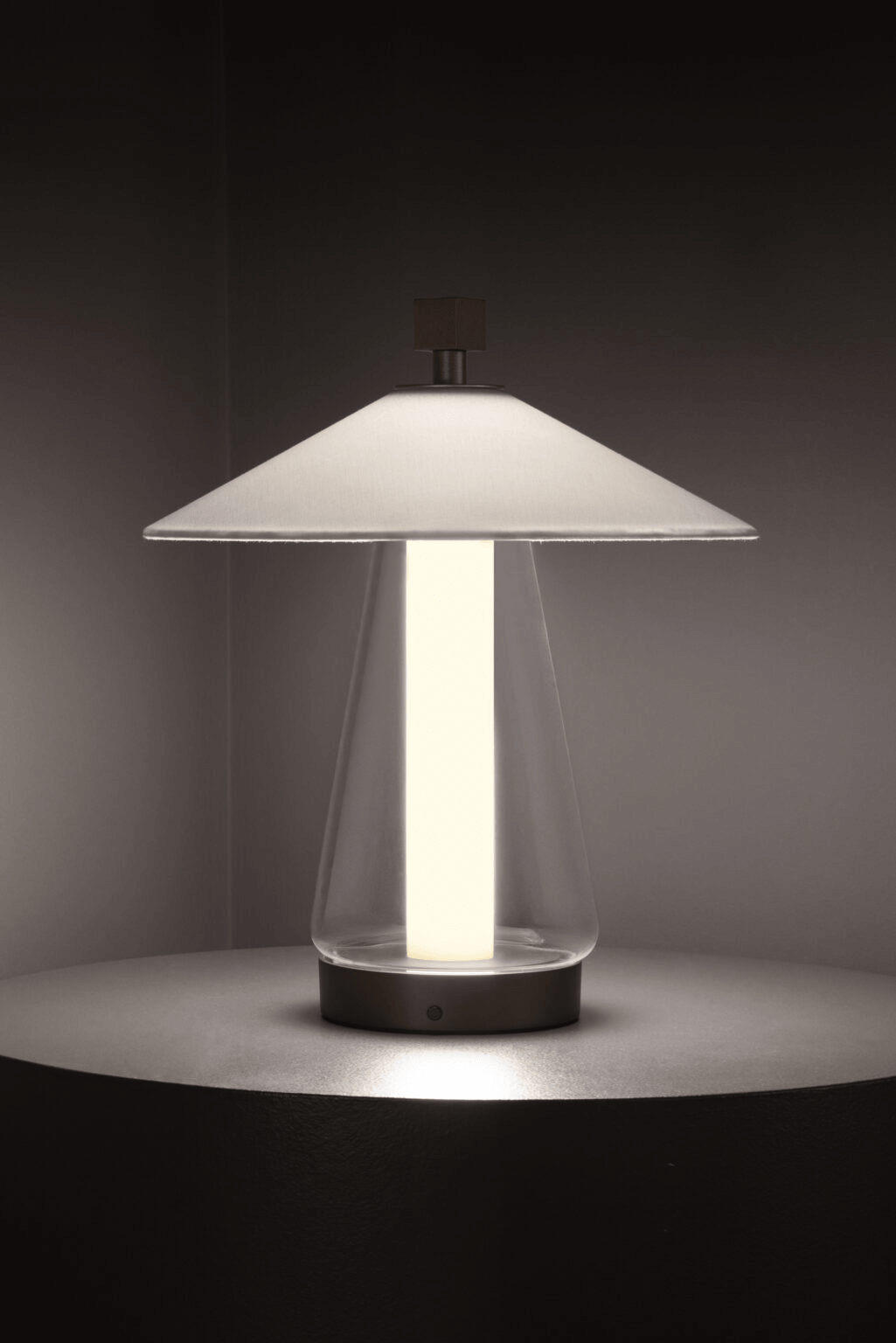 Contardi Asia Table Lamp Small - Champagne Frame - White Cotton Shade - Clear Glass Diffuser