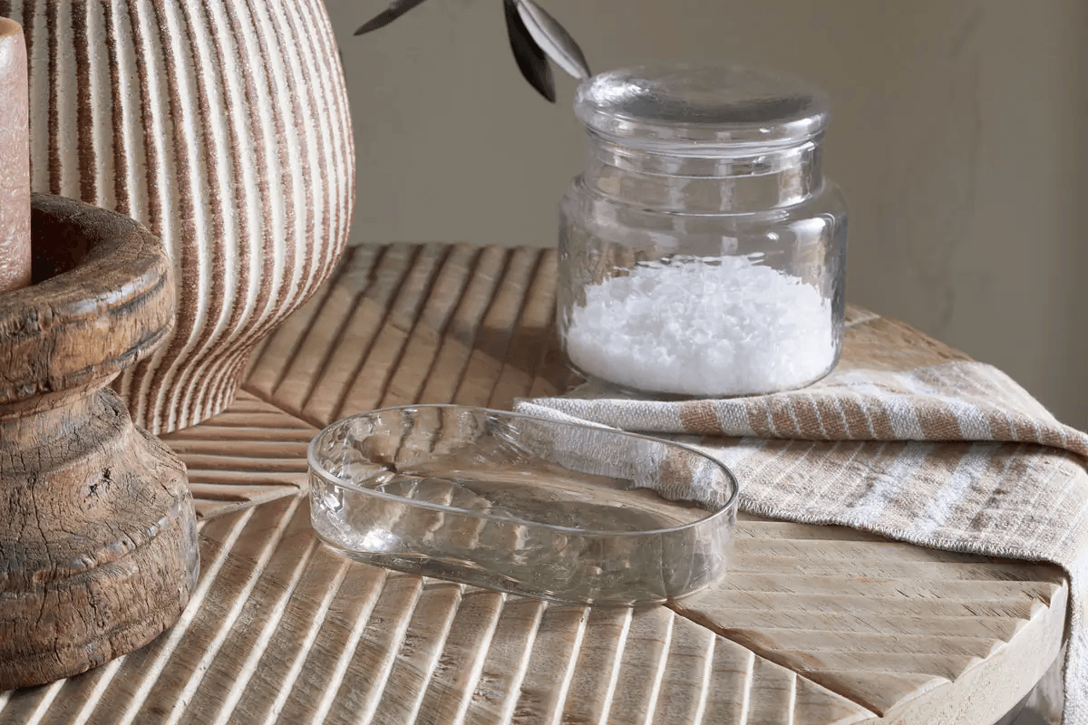 Nkuku - Ilcoso Recycled Hammered Glass Soap Dish - Clear
