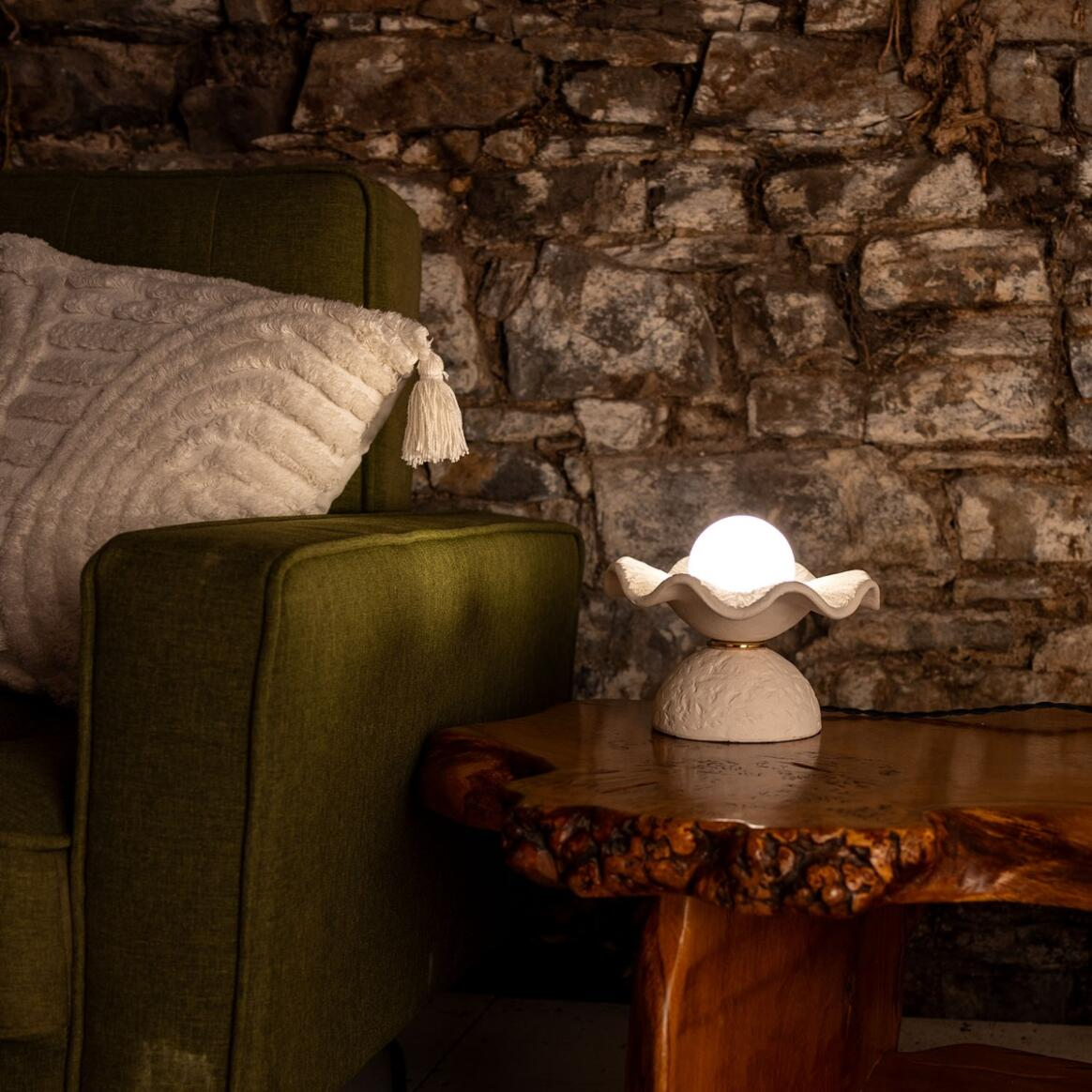 Mullan Rivale Table Lamp with Wavy Ceramic Shade Matte White Striped - Polished Brass Finish