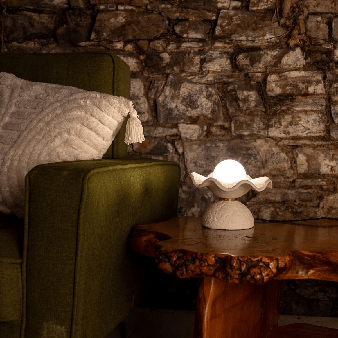 Mullan Rivale Table Lamp with Wavy Ceramic Shade Matte White Striped - Polished Brass Finish
