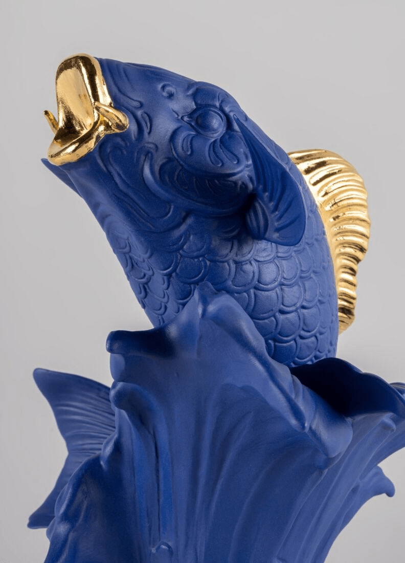 Lladró - Koi Sculpture - Blue-Gold - Limited Edition close-up, showcasing intricate porcelain details.