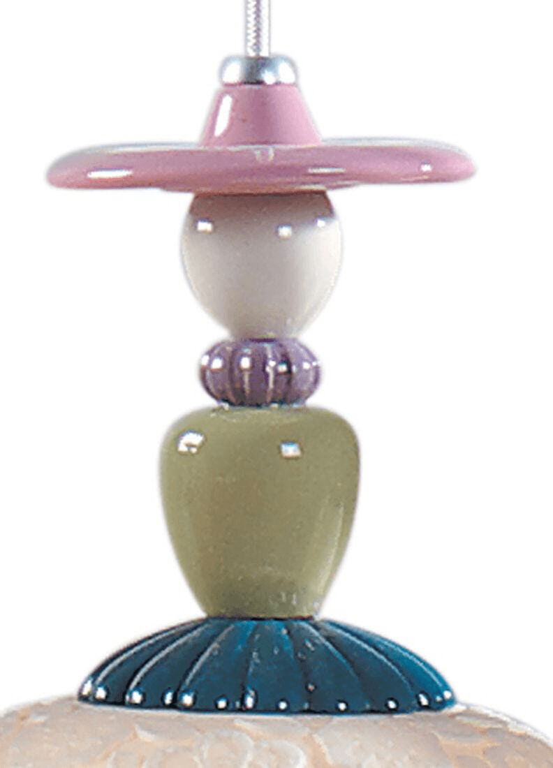 Lladró - Mademoiselle Lineal Canopy 3 Lights Gazing at The Ocean Pendant Light decorative details in porcelain