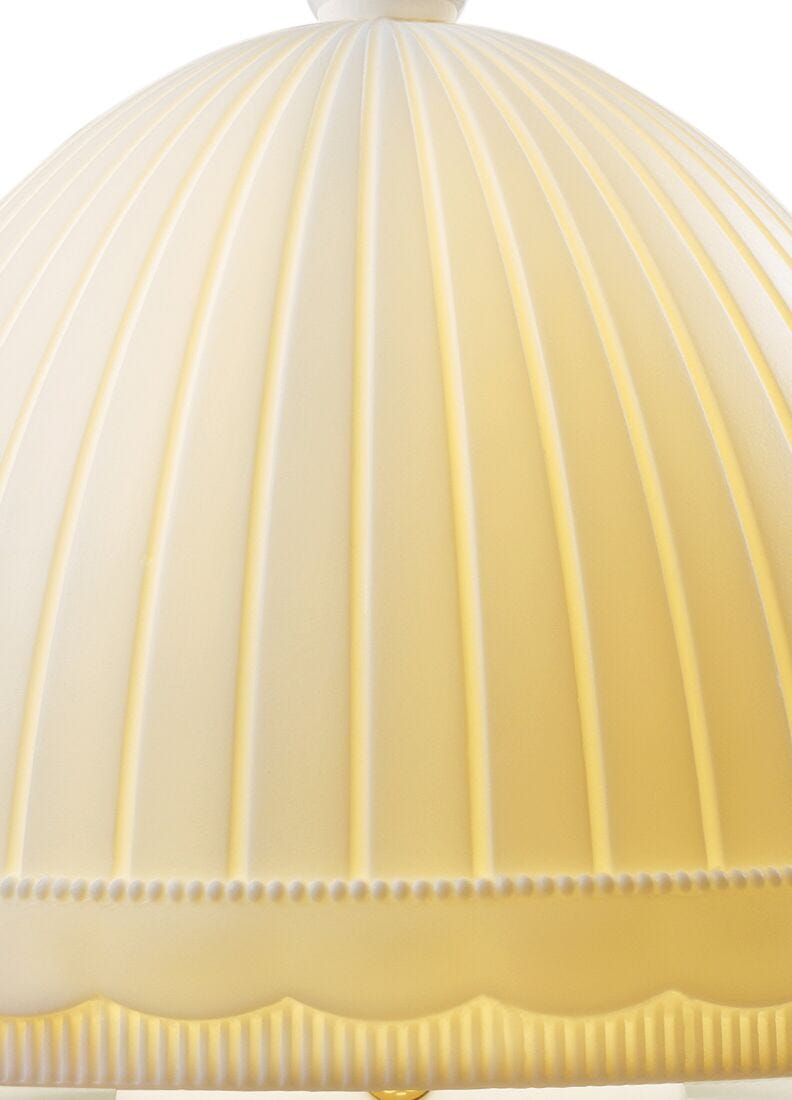 Lladró - Mademoiselle Table Lamp - Elisabeth