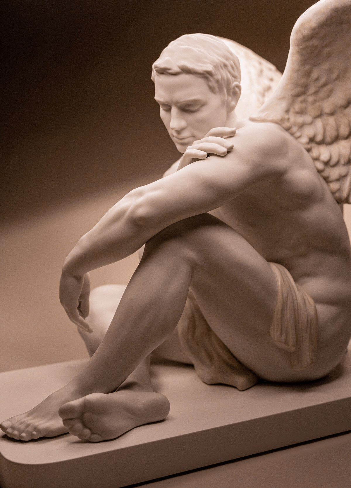 Porcelain Lladro angel sculpture detail on the Lladró - Protective Angel Table Lamp.