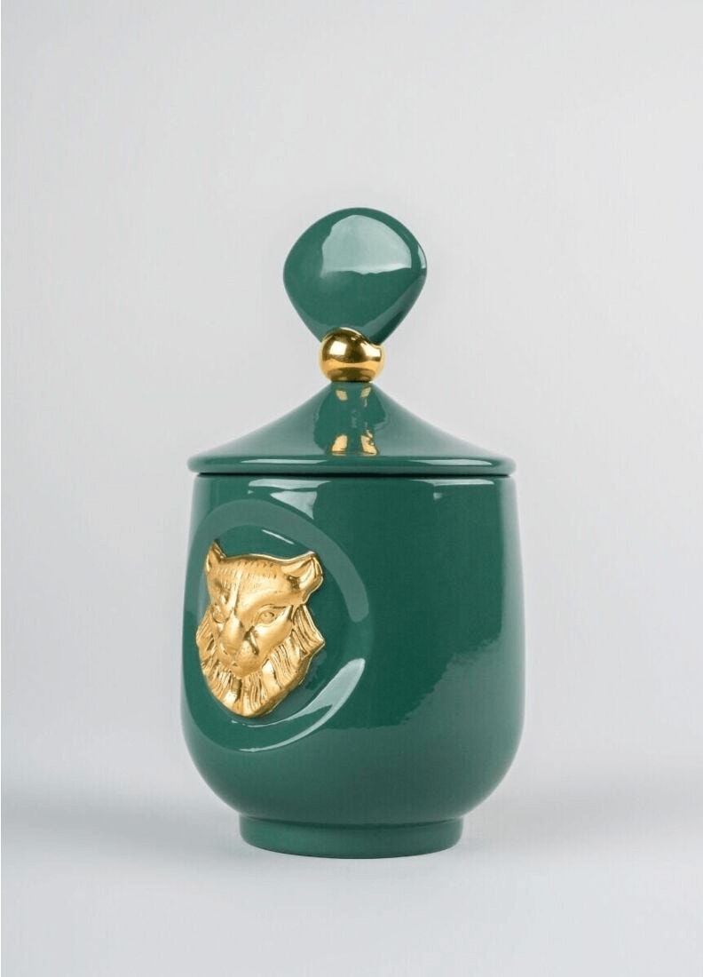 Lladró - Lynx candle Luxurious animals - Redwood fire Scent green porcelain holder with golden etching.