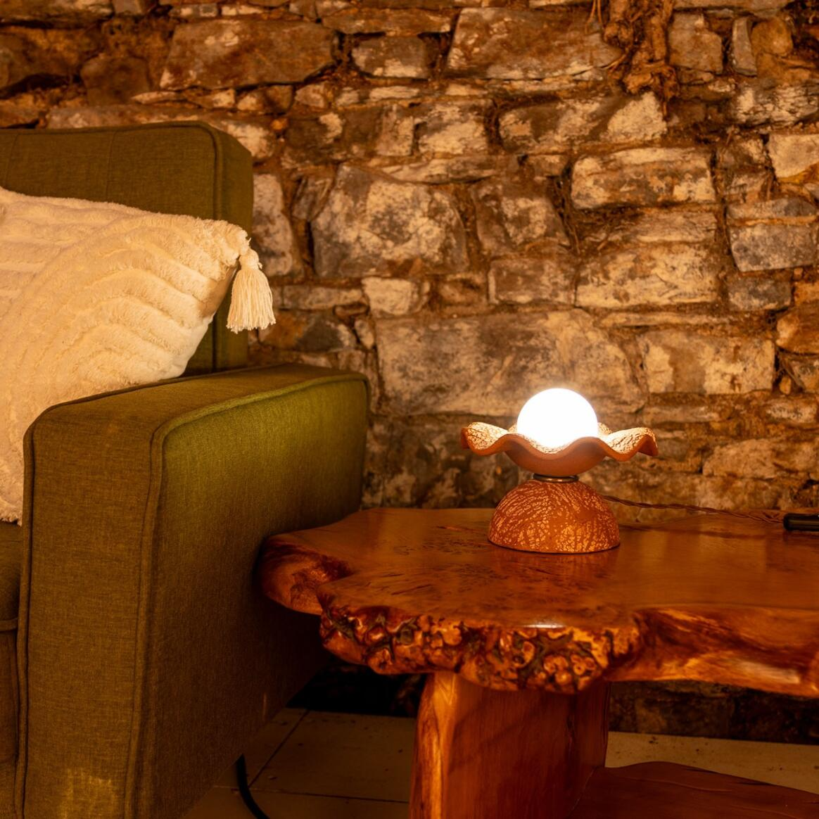 Mullan Rivale Table Lamp with Wavy Ceramic Shade Red Iron - Antique Brass Finish