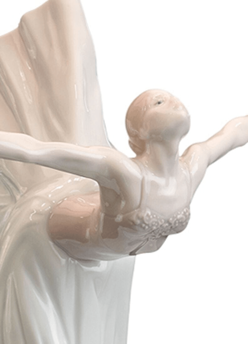 Lladró - Giselle Arabesque Table Lamp featuring a delicate porcelain dancer sculpture.
