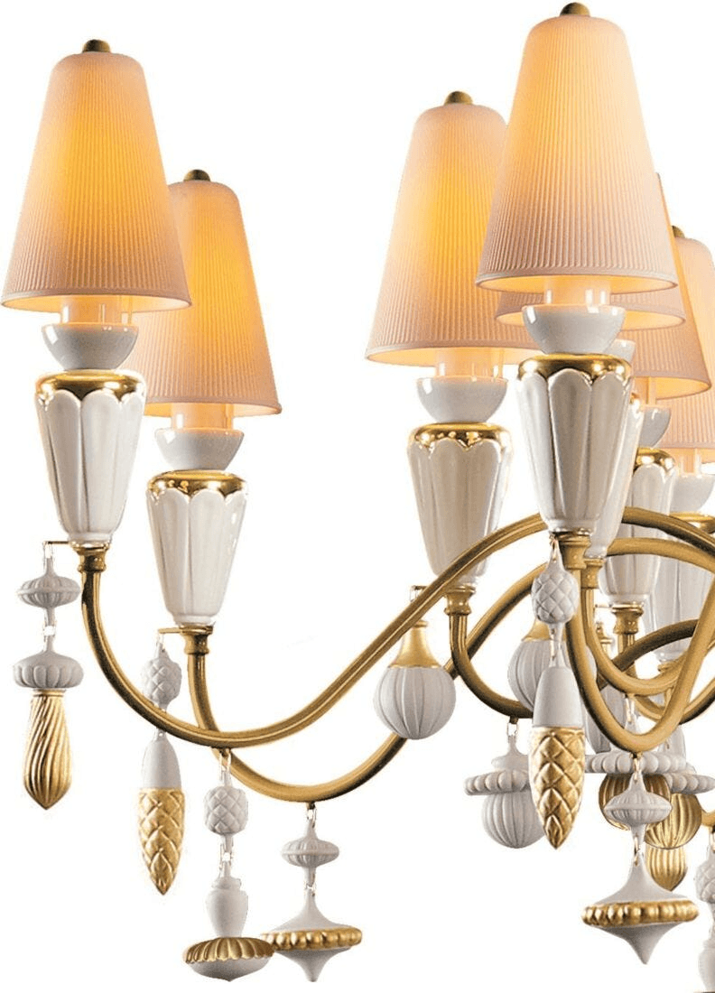 Lladró - Ivy and Seed 16 Lights Chandelier - Golden luster showcasing porcelain design with elegant lighting details.