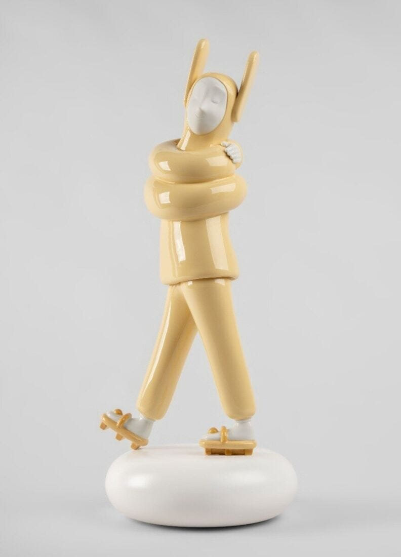 Lladró - Embraced Sculpture - Yellow