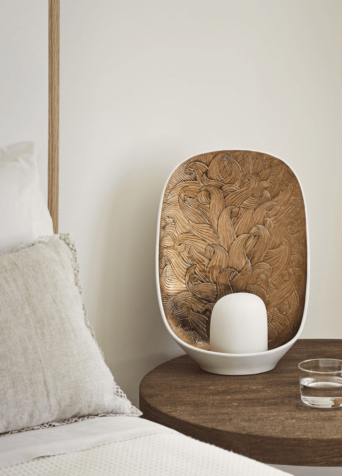 Lladró - Mirage Table Lamp in white matte porcelain with golden luster effect, elegant home decor piece.