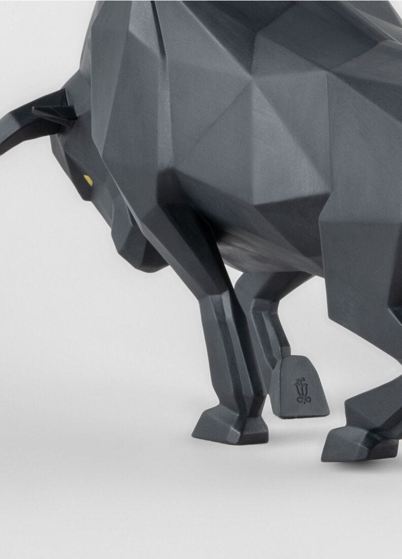 Lladró - Bull Sculpture - Black matte