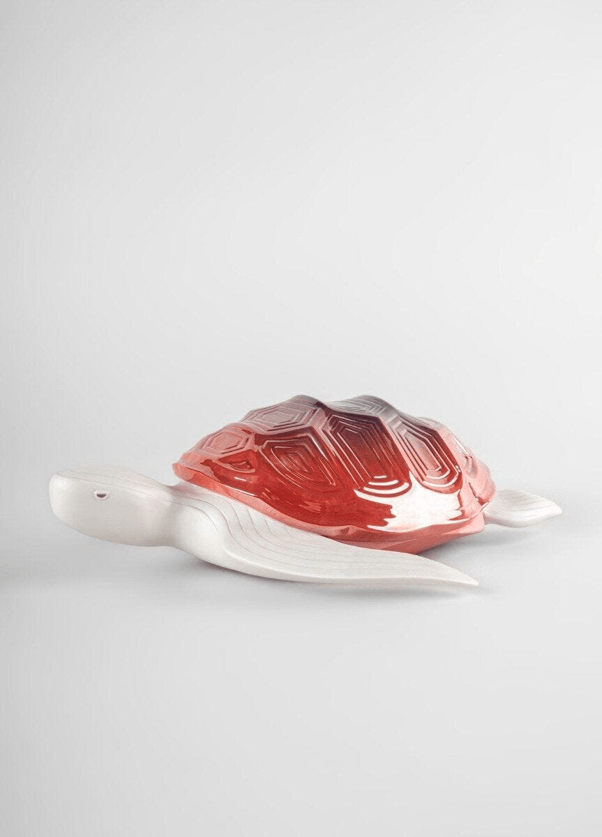 Lladró - Turtle Sculpture in porcelain with geometric patterns and red decoration.