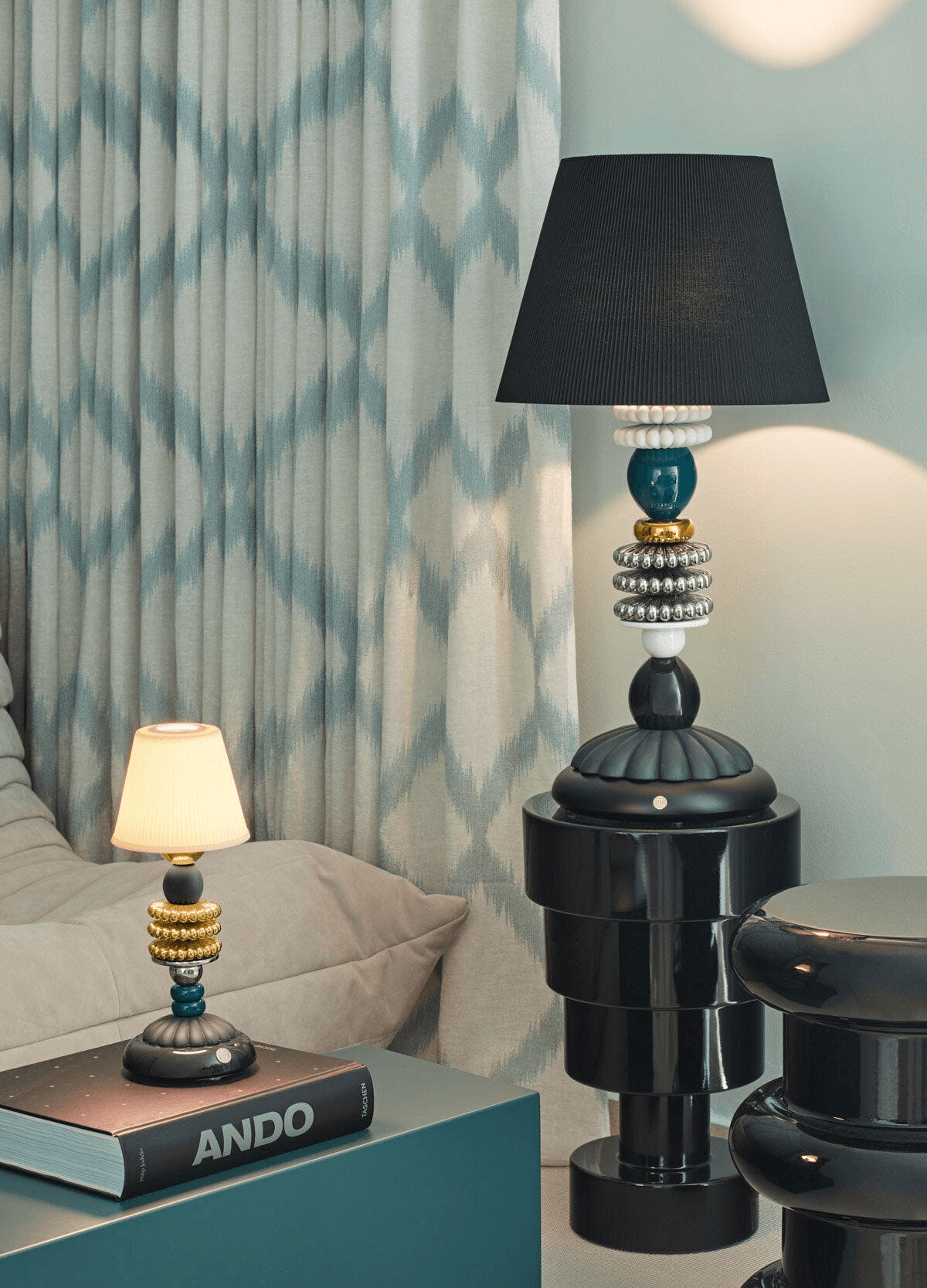 Lladró - Firefly Table Lamp by Olga Hanono made of Lladro porcelain with metallic and black details.