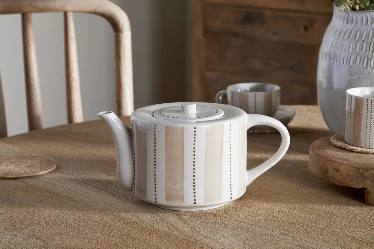 Nkuku - Patthar Teapot - Cream & Clay