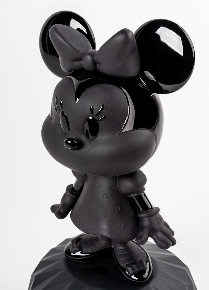 Lladró - Minnie Total Black Sculpture