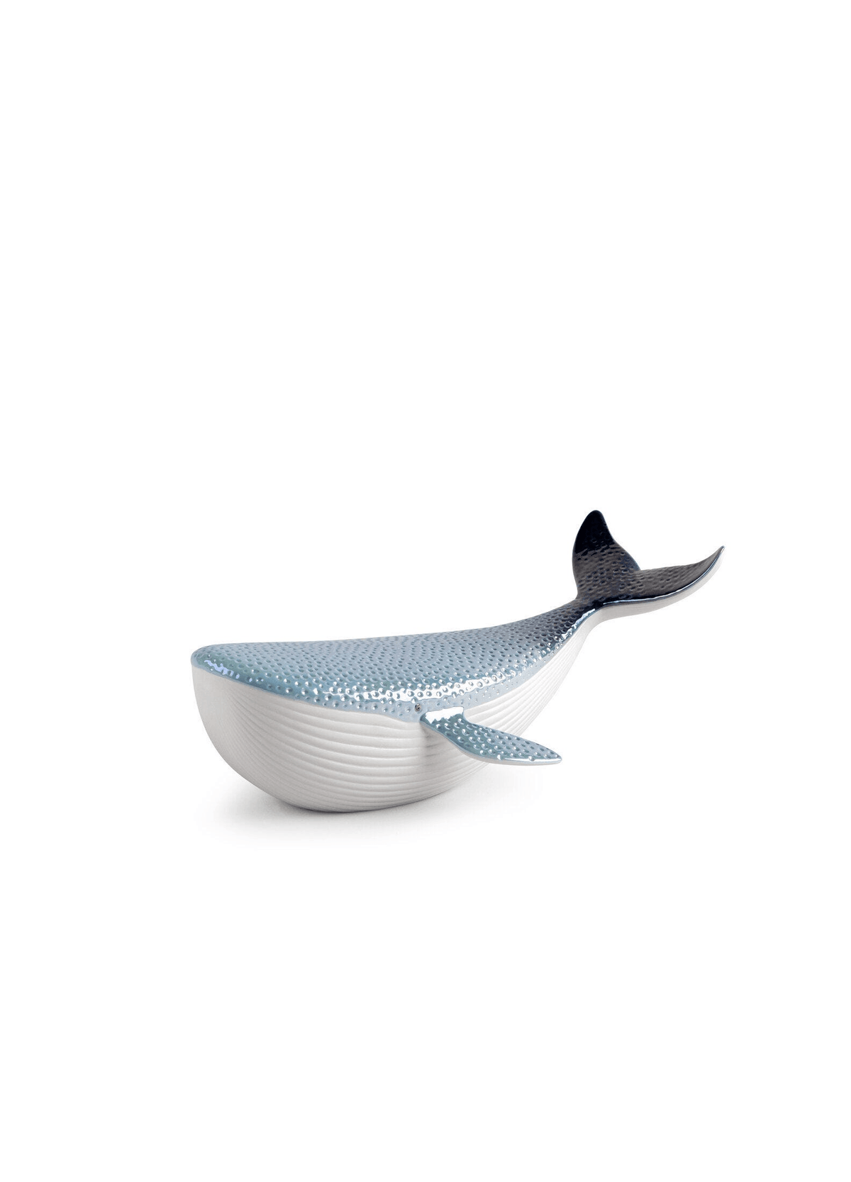 Lladró - Little Whale decorative porcelain piece in white and blue, ideal for sea and nature lovers.