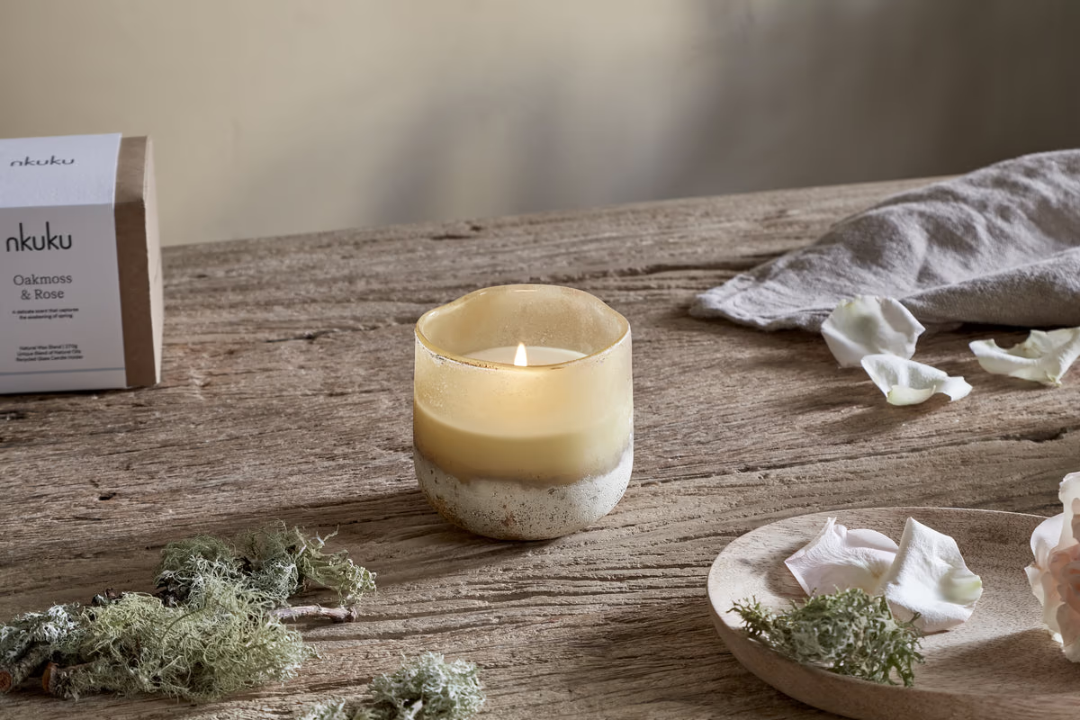 Nkuku - Oakmoss & Rose 1 Wick Scented Candle - Yellow