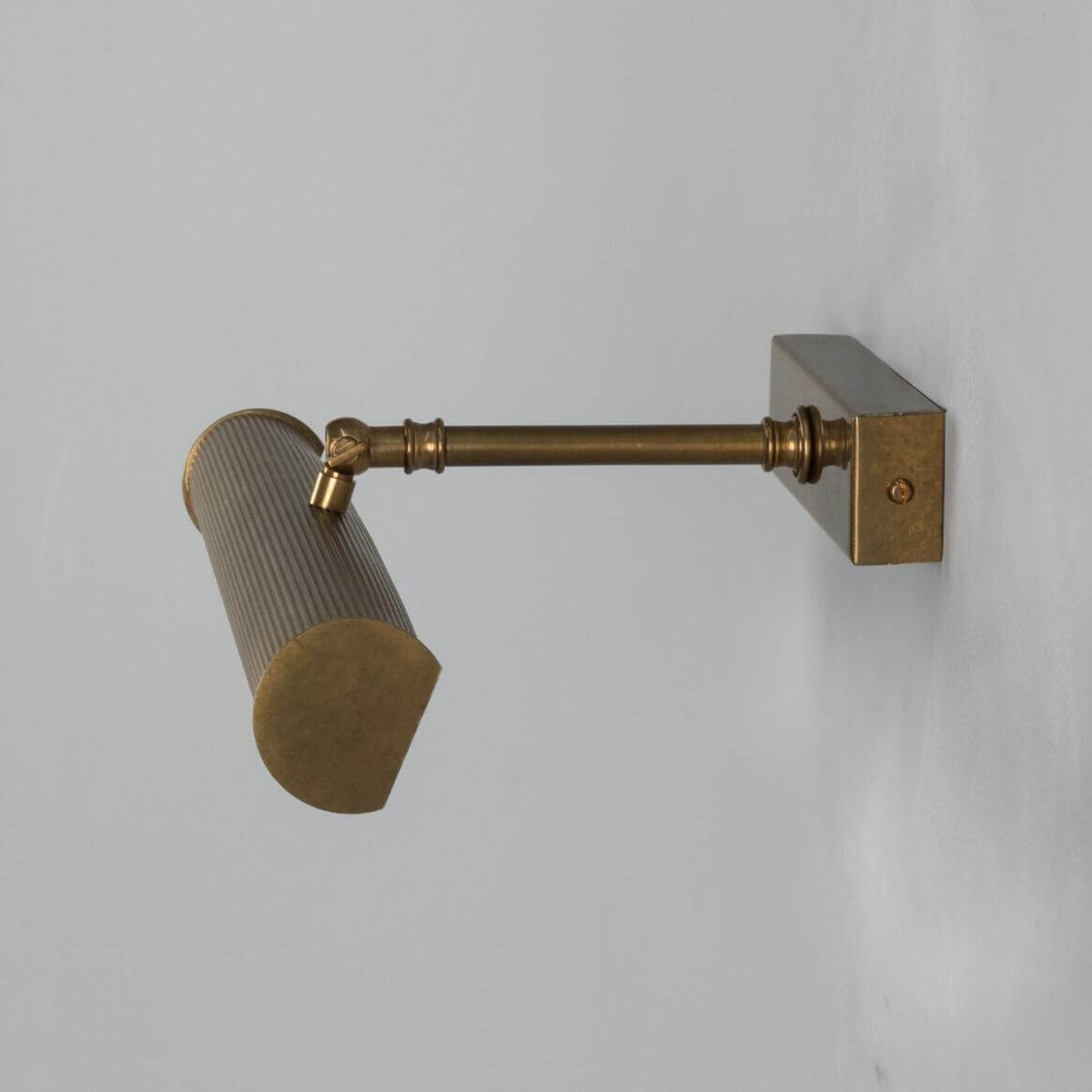 Mullan - Cambridge Adjustable Reeded Brass Picture Light 35.5cm IP20 - Antique Brass Finish