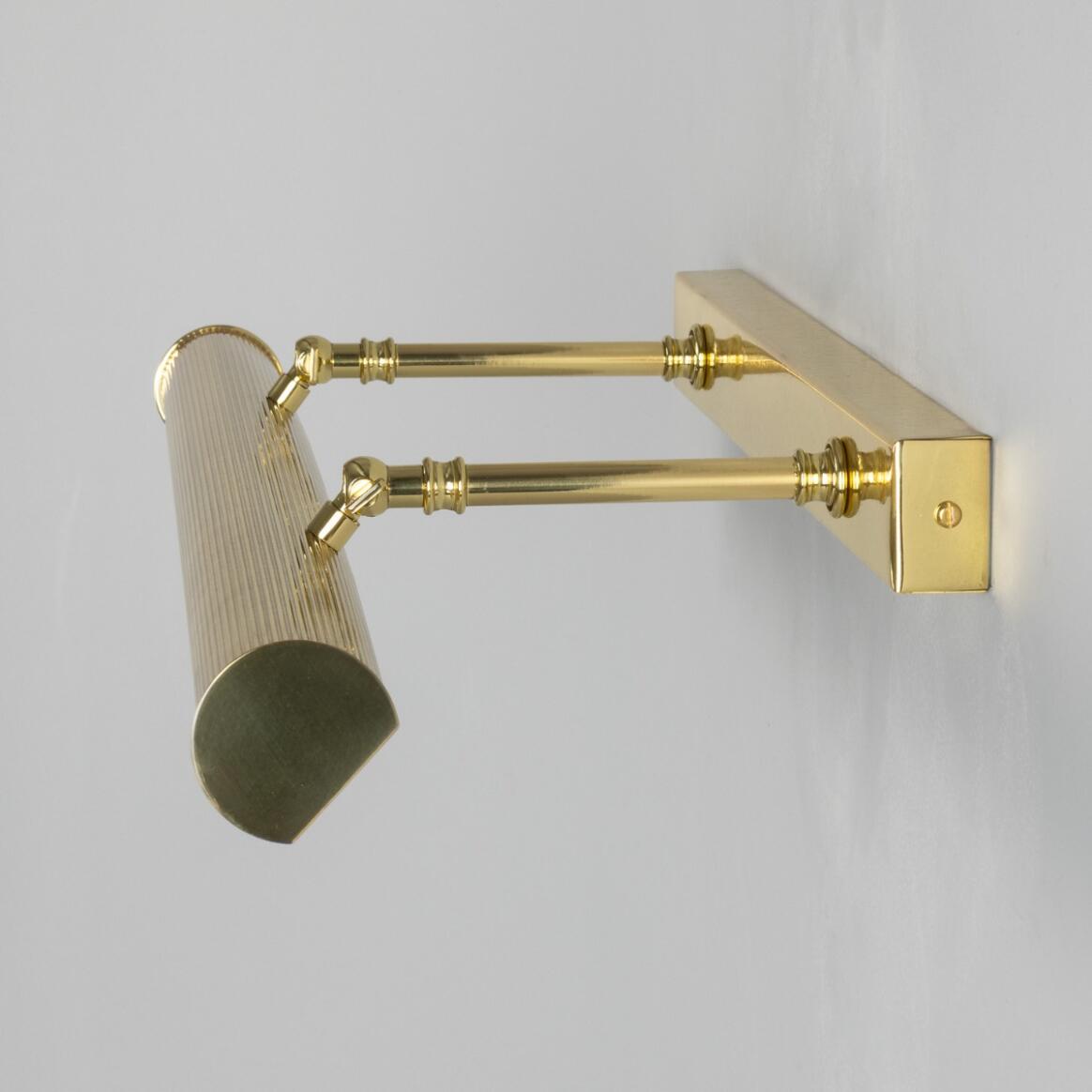 Mullan - Cambridge Adjustable Reeded Brass Picture Light 60.5cm IP20 - Polished Brass Finish