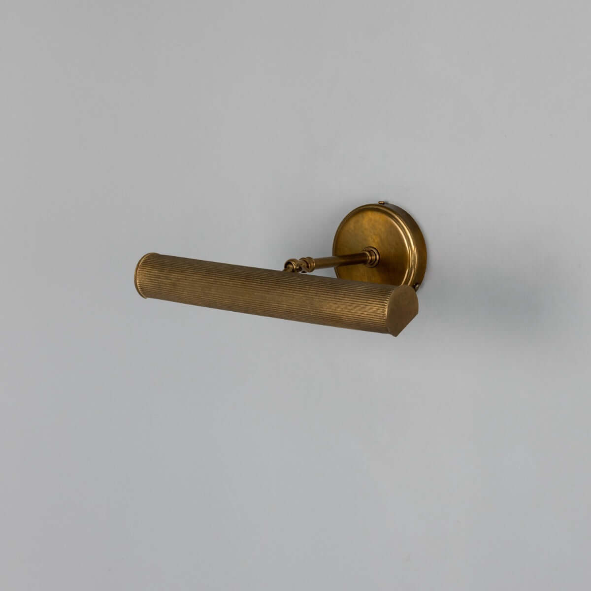 Mullan - Bilbury Adjustable Reeded Brass Picture Light 35.5cm IP20 - Antique Brass Finish