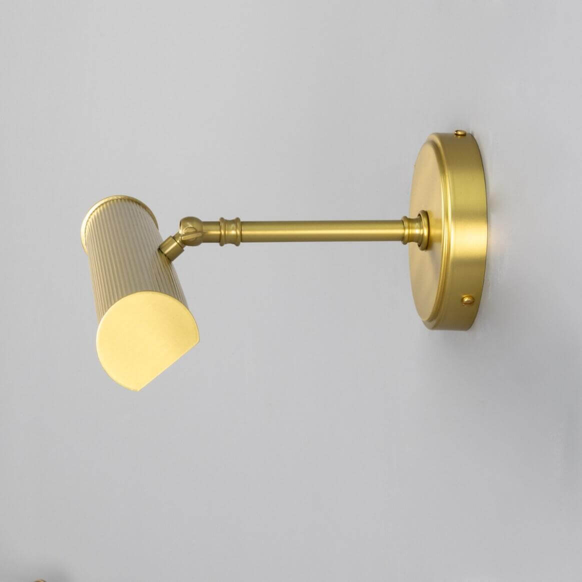 Mullan - Bilbury Adjustable Reeded Brass Picture Light 35.5cm IP20 - Satin Brass Finish