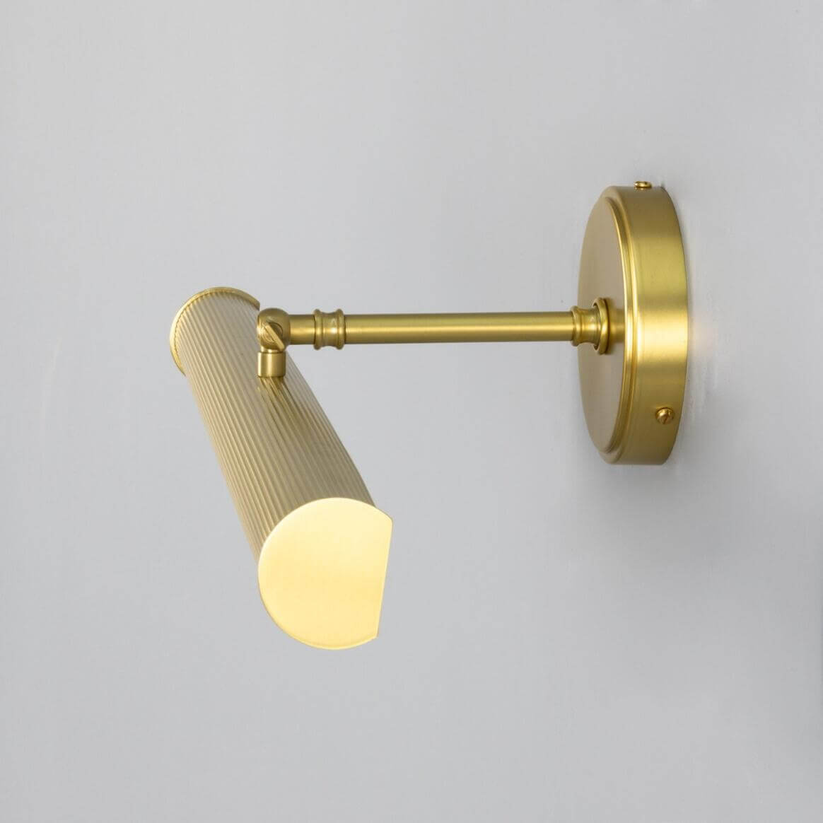 Mullan - Bilbury Adjustable Reeded Brass Picture Light 50.5cm IP20 - Satin Brass Finish