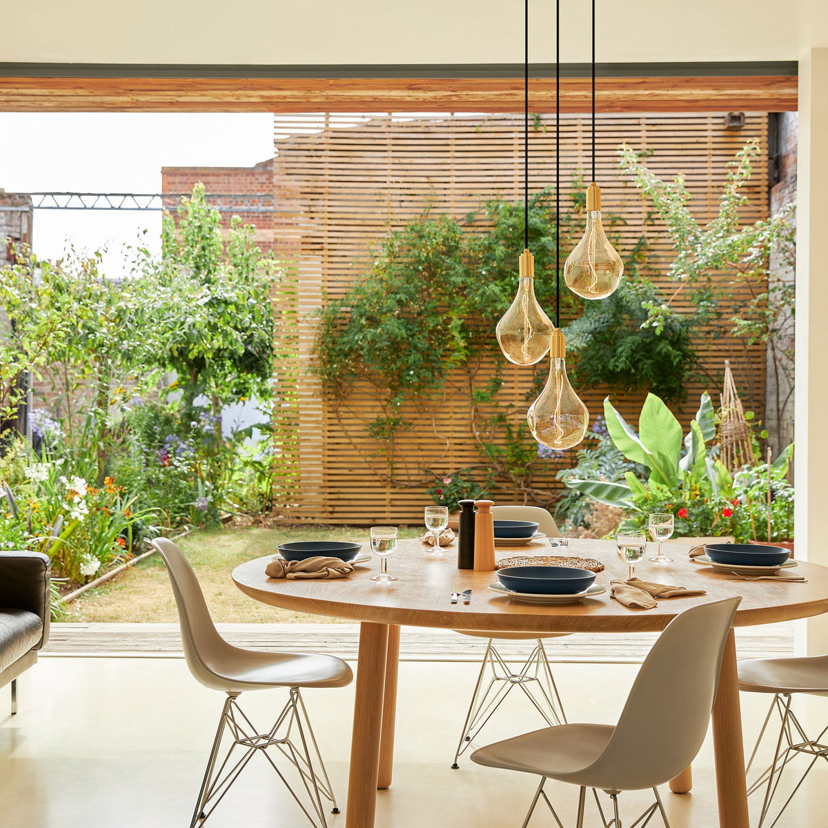 Tala Tala Triple Pendant in Brass