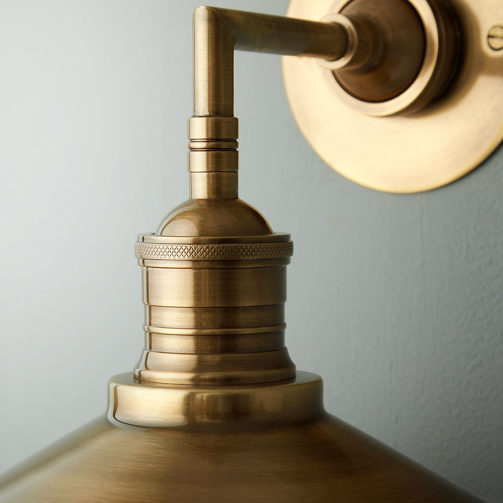 Pooky - Whizzer Wall Light - Antique Brass