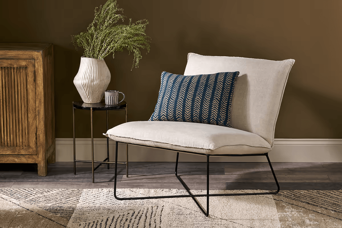 Nkuku - Kashvi Oversized Linen Lounger - Natural