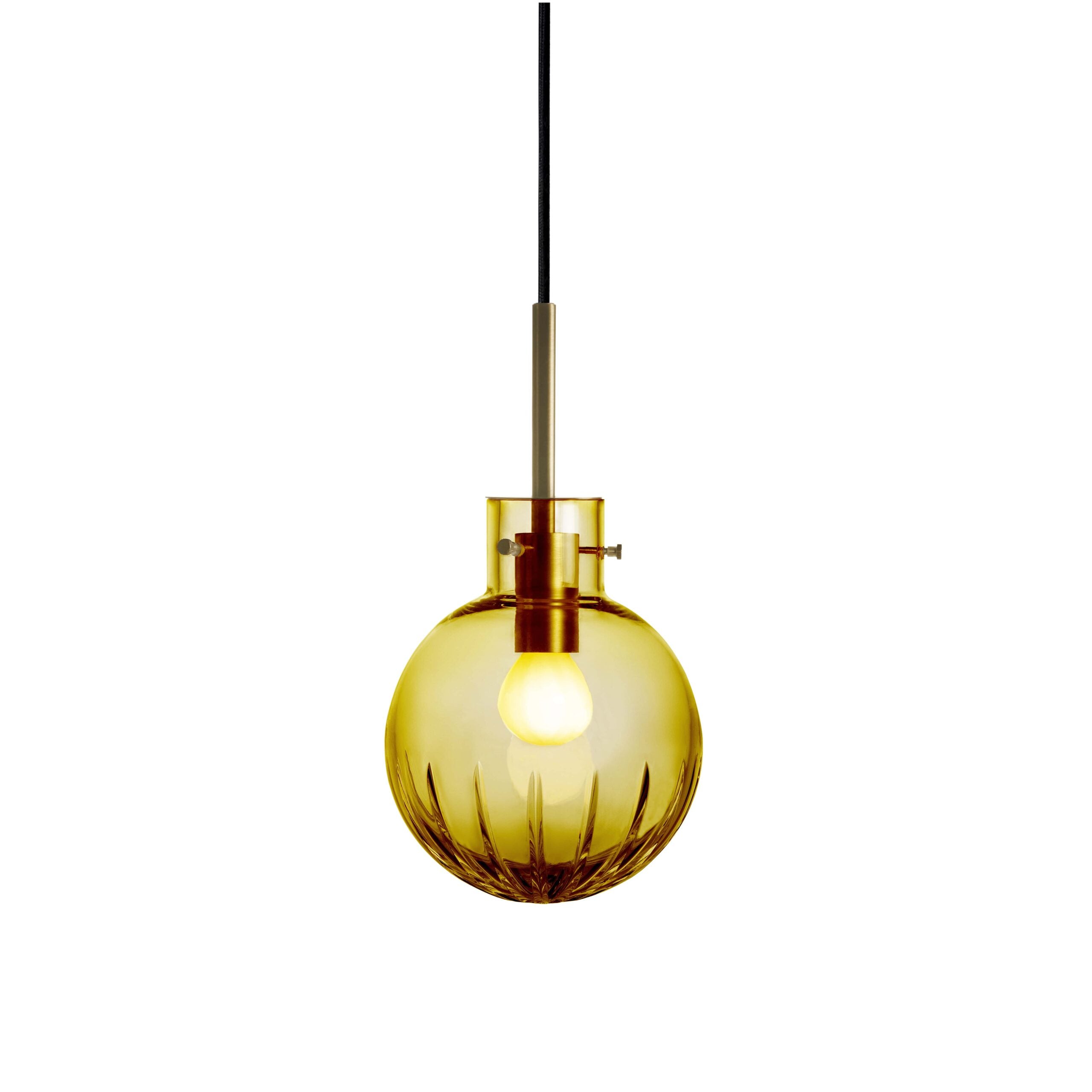 Krystallkule_stor_stjerne_varmgul_160_mm_messing-min