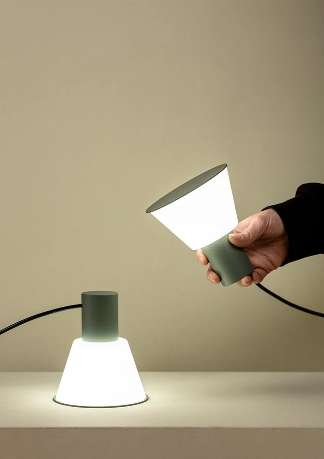 Estiluz - Belt Table Lamps - 4147 - 89 Pale Green