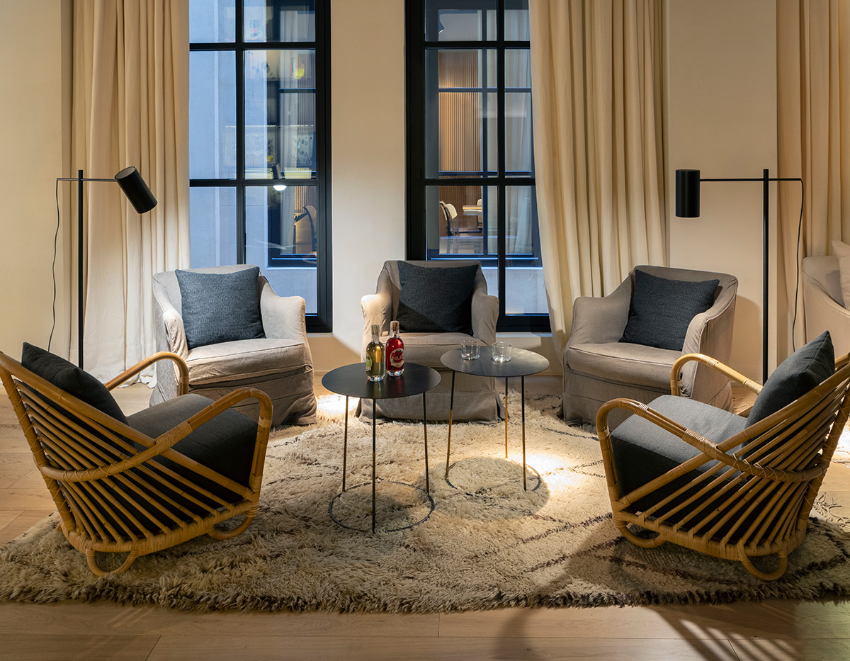 Estiluz - Cyls Floor lamps - 3908 - 26 Black