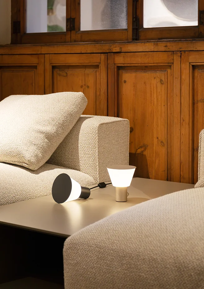 Estiluz - Belt Table Lamps - 4147 - 94 Champagne