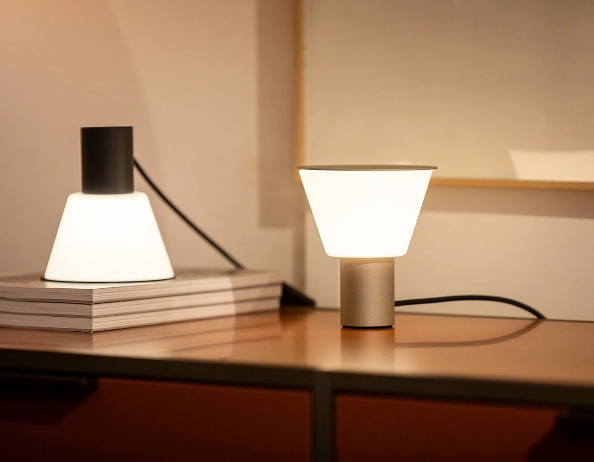 Estiluz - Belt Table Lamps - 4147 - 94 Champagne