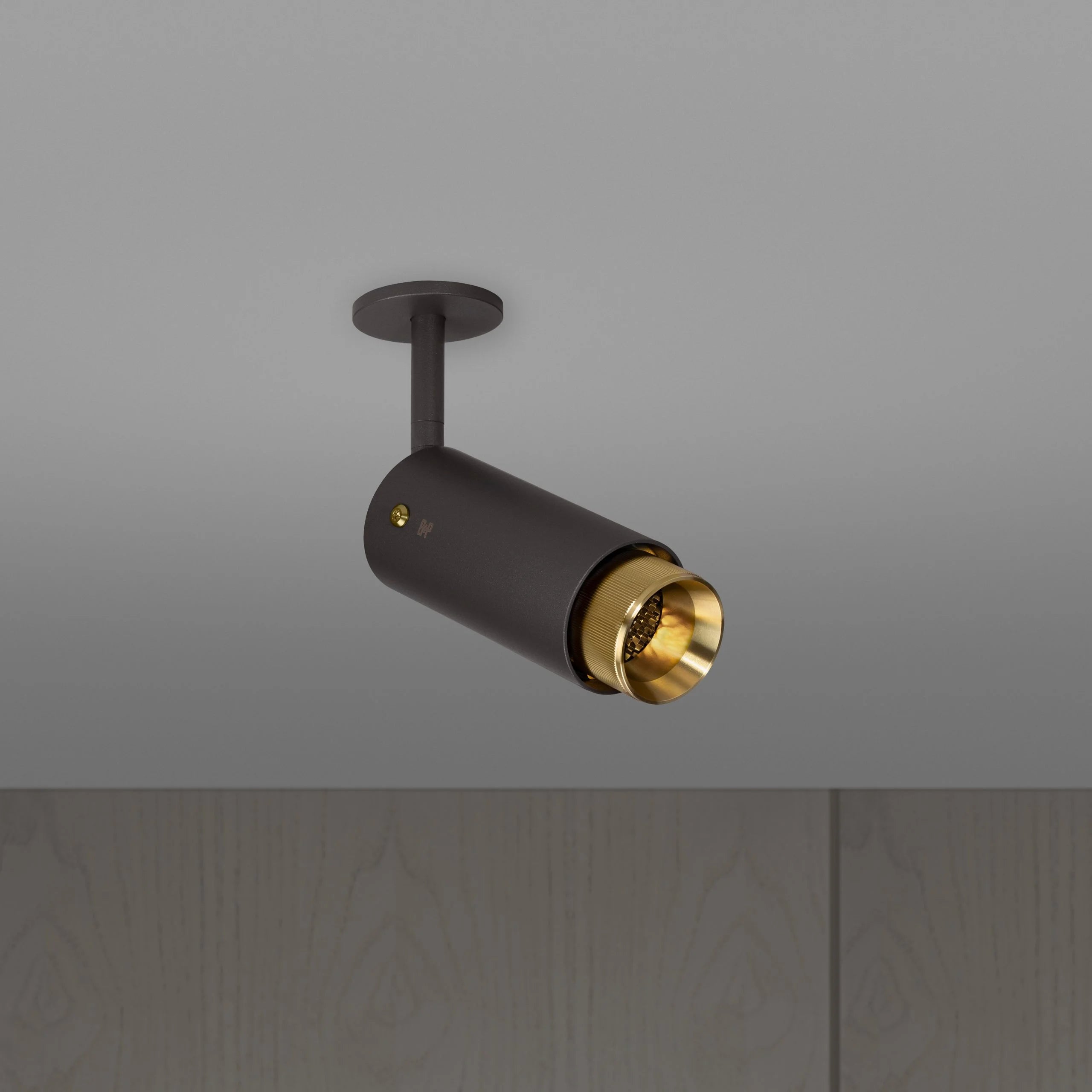 Buster & Punch Exhaust Spot - Linear - Graphite - Brass