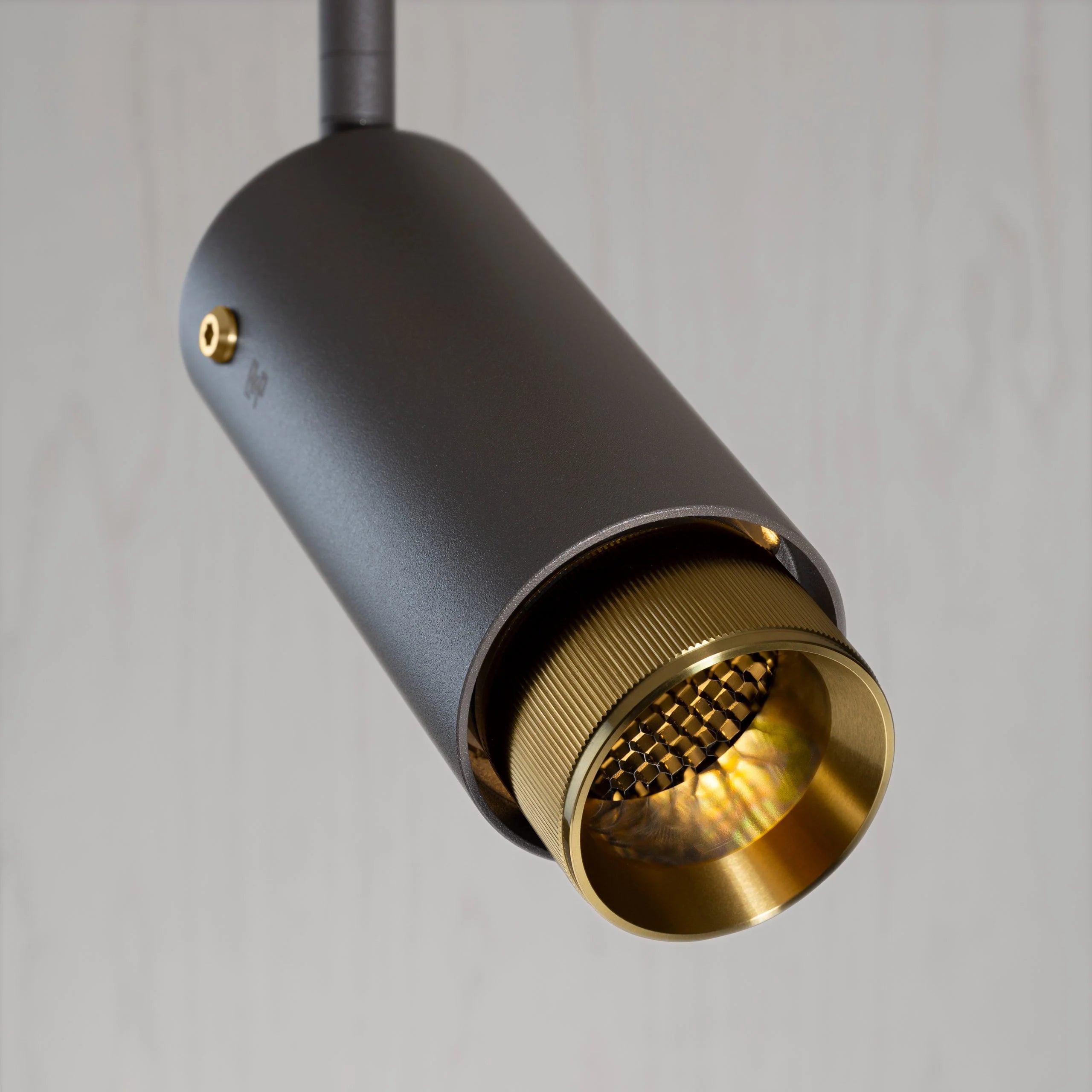 Buster & Punch Exhaust Spot - Linear - Graphite - Brass